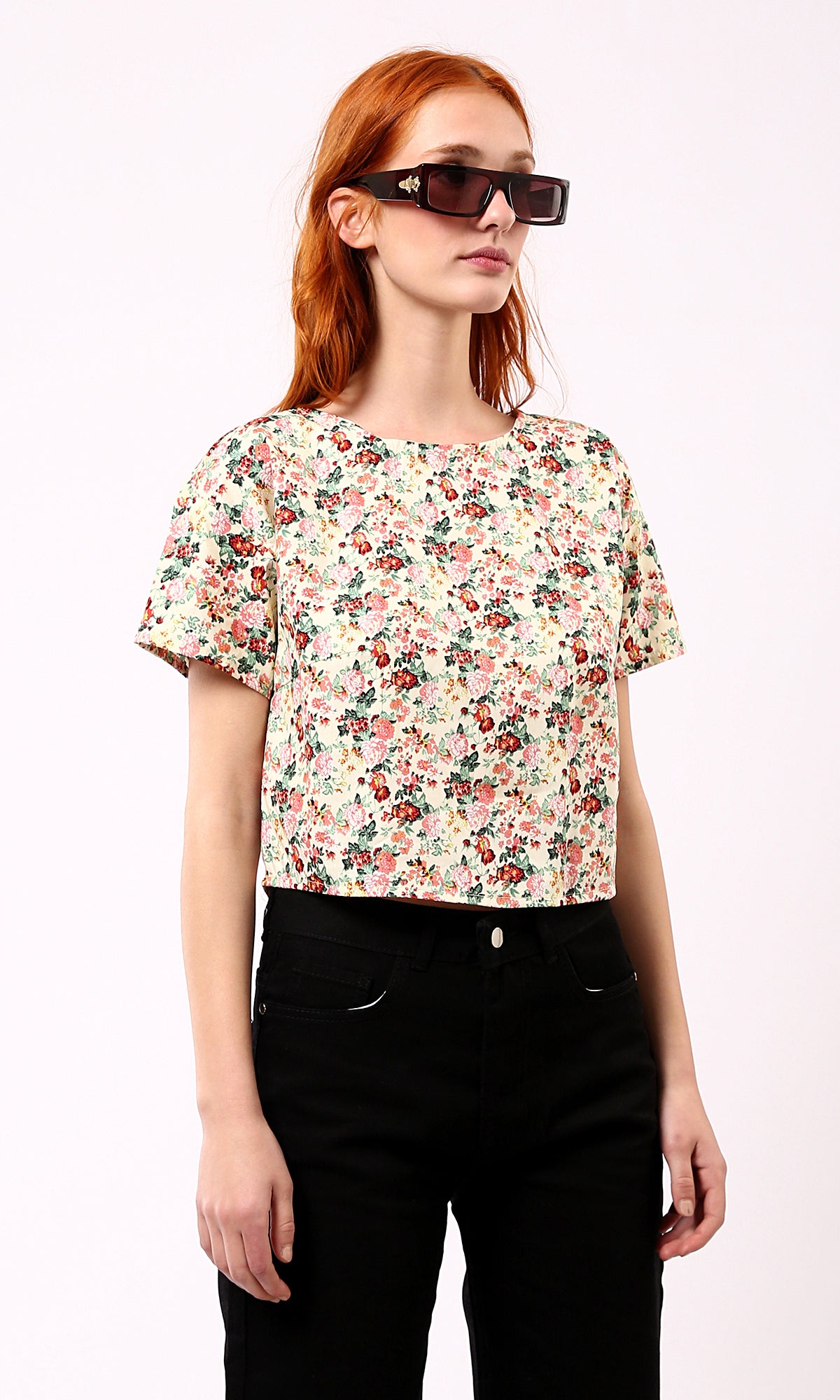 O183065 Crew Neck Multicolour Floral Short Tee