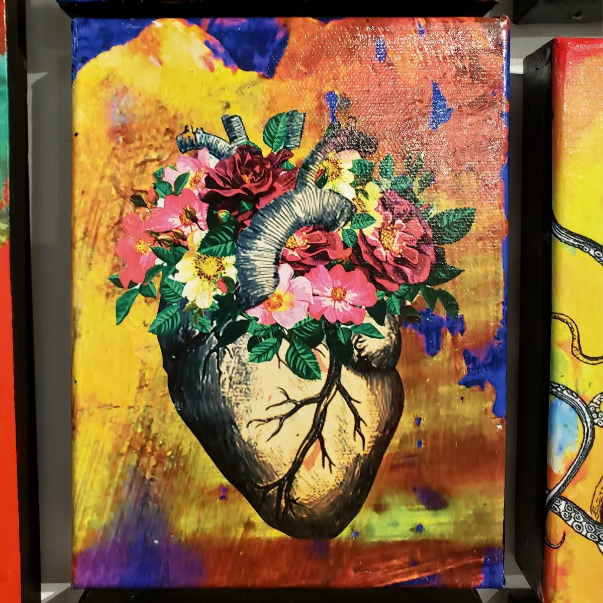 Van Leeuwen - Mixed Media Wall Hanging - Heart w/ Flowers (8 x 10)